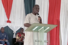 Le révérend Job Ayuba Bagat Mallam, président de lÉglise évangélique Winning All (ECWA), sexprime lors dun récent événement religieux au Nigéria.