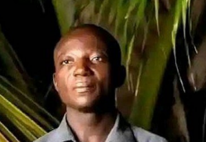 Le révérend Simon Nbach,