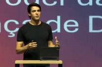 Le joueur brésilien Kaká a témoigné du moment où il a compris que « le but n’était pas de m’exalter, mais au contraire. Tout ce que je faisais était pour la gloire de Dieu.»