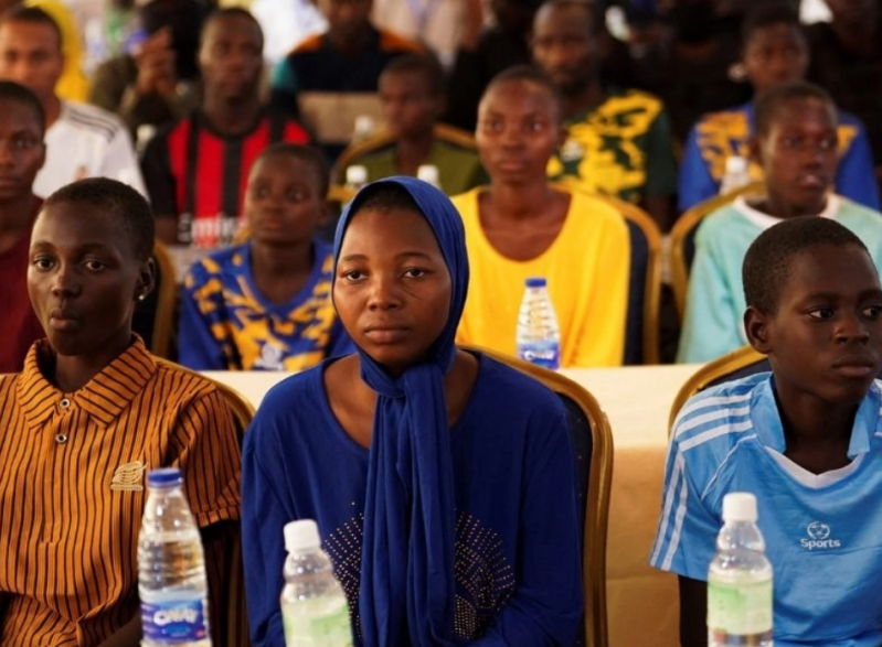 Au Nigéria, des familles ont reçu un beau cadeau de Noël avant lheure cette semaine