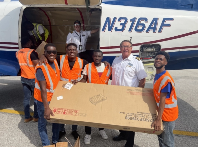 Les pilotes Patrick Decker et Kory Elleby, en service chez Agape Flights