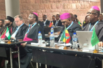 Participants à la réunion parallèle de haut niveau du SECAM, organisée en partenariat avec lUnion africaine, sur la durabilité de leau et lassainissement, le 7 février 2026 à Addis-Abeba.