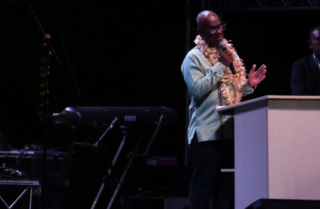 Le Premier ministre des Îles Salomon salue le rôle de l’Église dans la transformation nationale lors d’un événement d’évangélisation