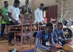 Le Festival Africa Sings célèbre 10 ans de construction de ponts de paix et de partage de l’Évangile par la musique et l’art au Bénin