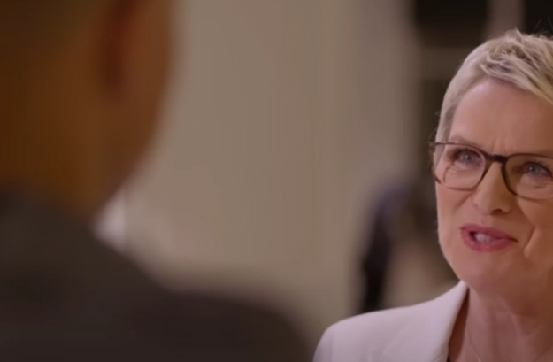 L’organisme évangélique français condamne un reportage télévisé présentant les évangéliques comme ultraconservateurs et homophobes