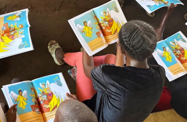 Le livre « Church Dog Adventures » dévoilé au Kenya pour enseigner aux enfants l’Évangile et le travail missionnaire