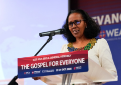 La Dre Seble Daniel appelle les croyants à vivre la réconciliation lors de la dévotion d’ouverture de l’Assemblée générale de la WEA