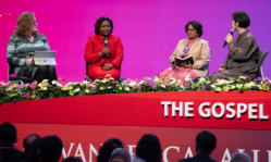 Les femmes, des « cibles faciles » de persécution dans les pays à minorité chrétienne