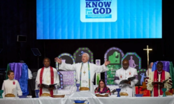 L’UMC adopte un amendement permettant aux conférences régionales de maintenir une vision biblique du mariage et de la sexualité