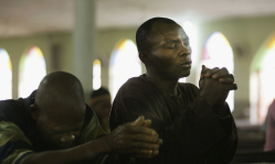 Un chrétien nigérian condamné à mort par pendaison obtient une grâce totale après des pressions d’un parlementaire américain